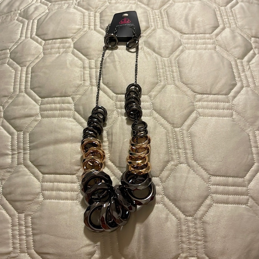 Paparazzi Necklace and Earrings